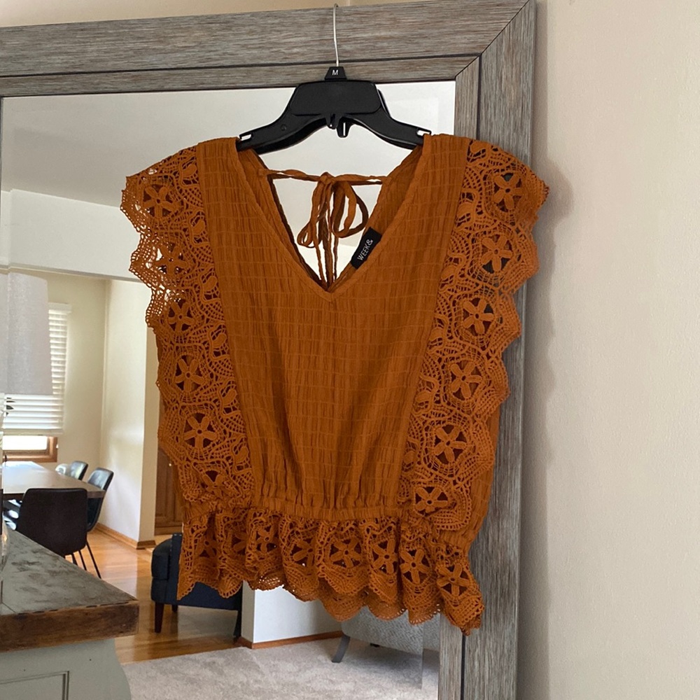 WEEK&, S, boho lace & rouched mix back tie flutter sleeve tank top, EUC!!